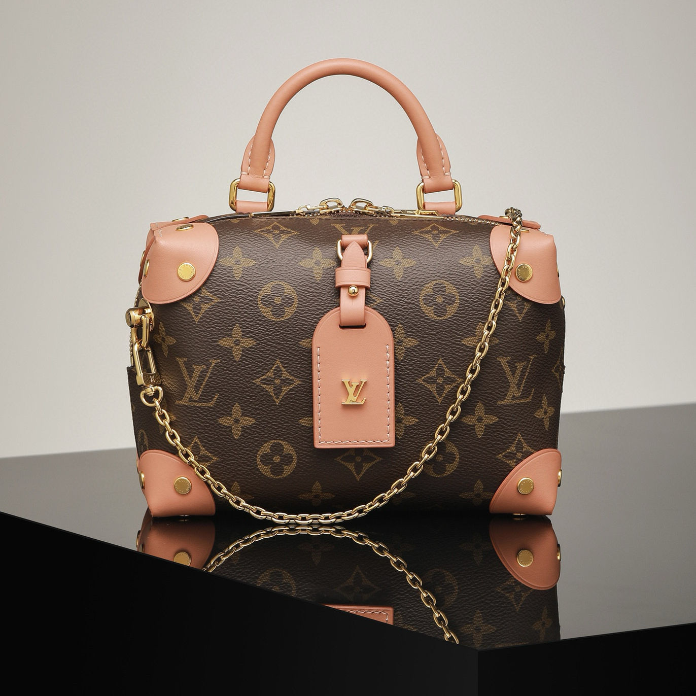Louis Vuitton Petite Malle 系列盒子包 粉色老花工藝鑑賞