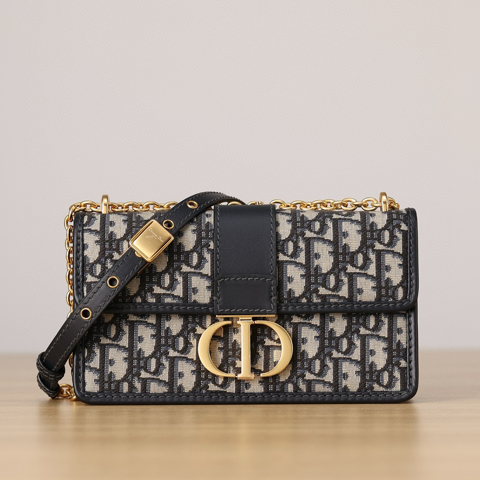 Dior 30 Montaigne 系列小號手袋工藝鑑賞