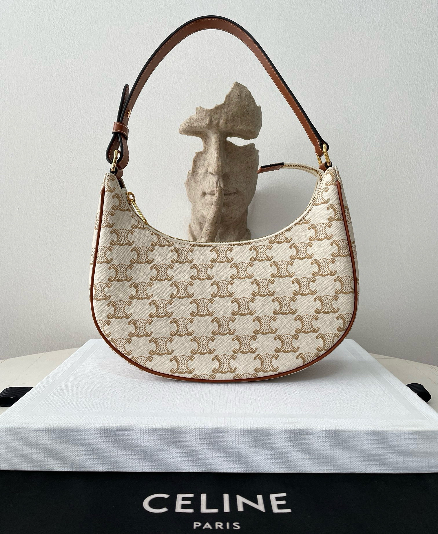 頂級復刻高仿Celine*AVATriomphe系列腋下包白老花 99%真