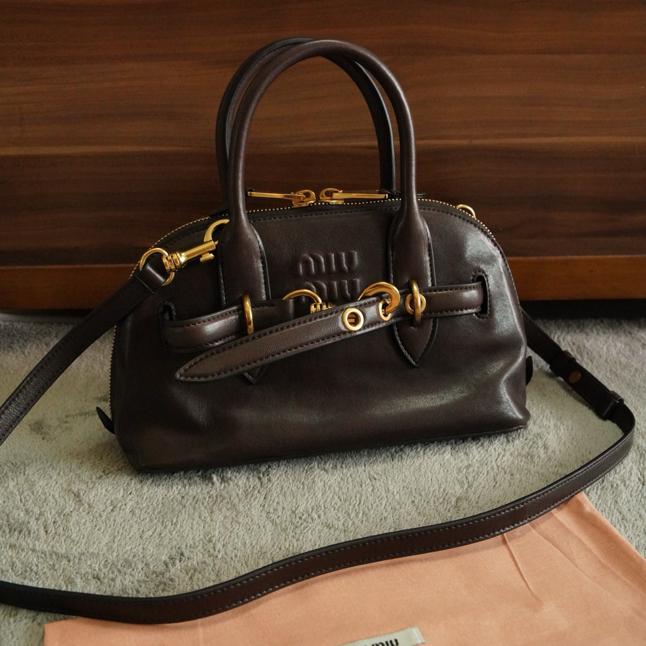 頂級復刻高仿MiuMiu*貝殼包石南木色 99%真