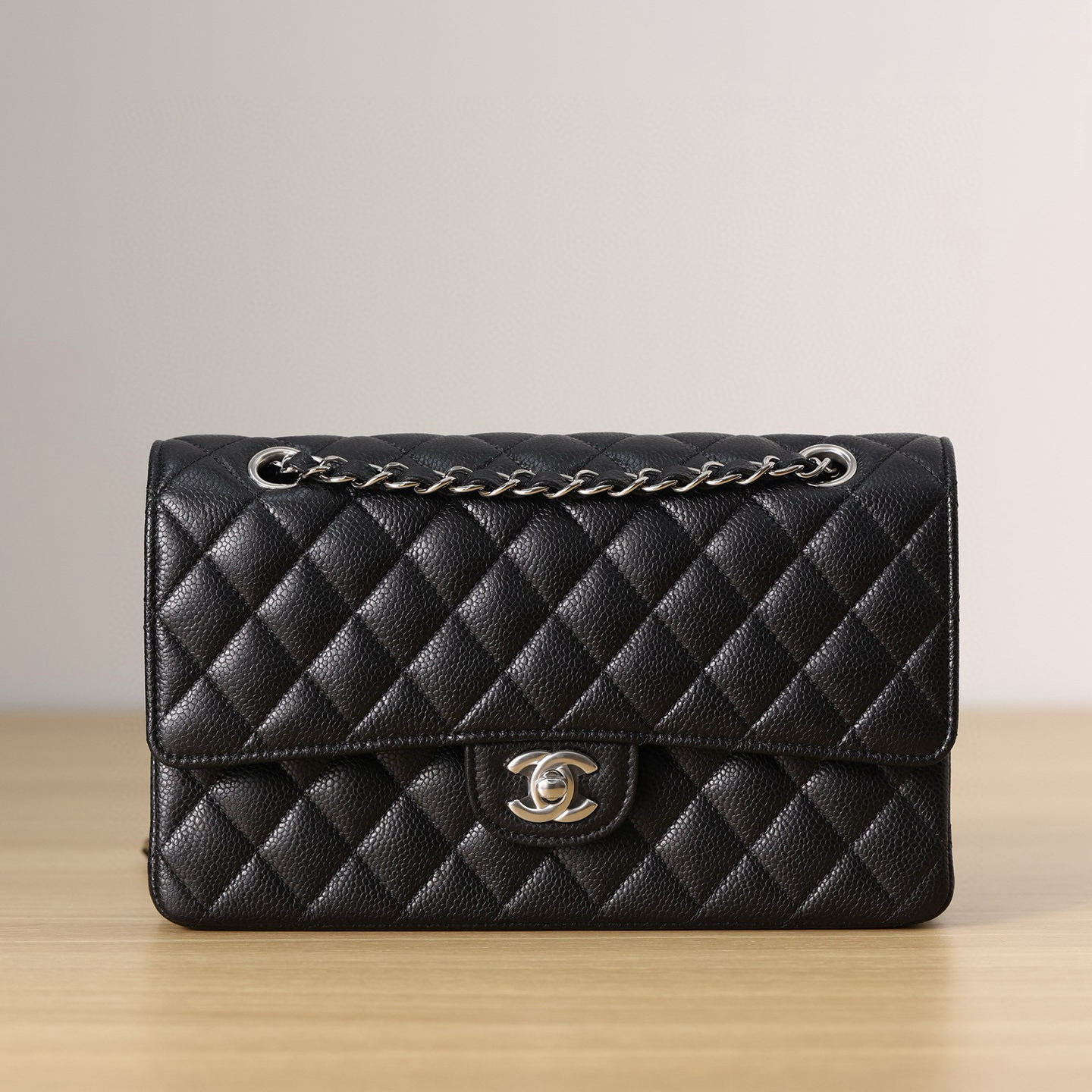 頂級復刻高仿香奈兒Chanel*CF -Chanel-Classic Flap25黑銀系列魚子醬牛皮口蓋包 99%%真