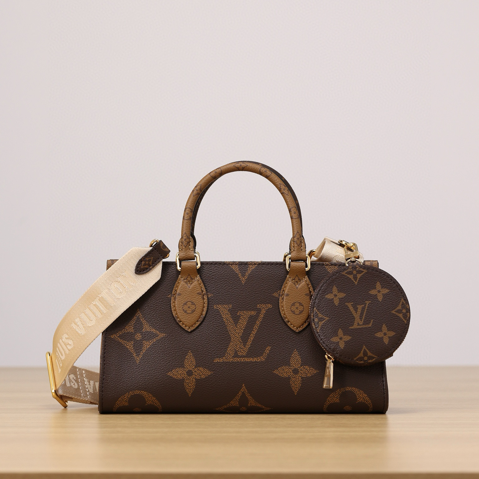 頂級復刻高仿Louis Vuitton-Onthego系列橫款手袋 99%真
