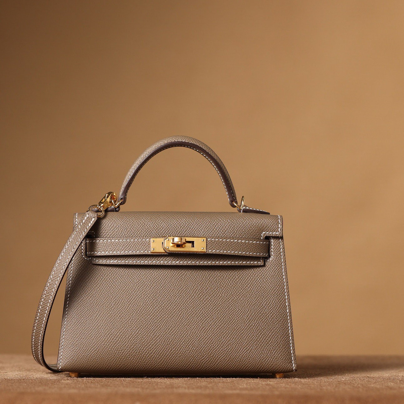 1:1復刻高仿愛馬仕Hermes bag 手袋 KellyMini19二代大象灰金扣 99%真