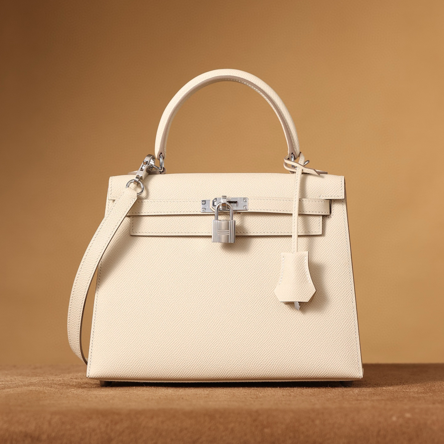 1:1復刻高仿愛馬仕Hermes bag 手袋 Kelly25奶昔白銀扣 99%真
