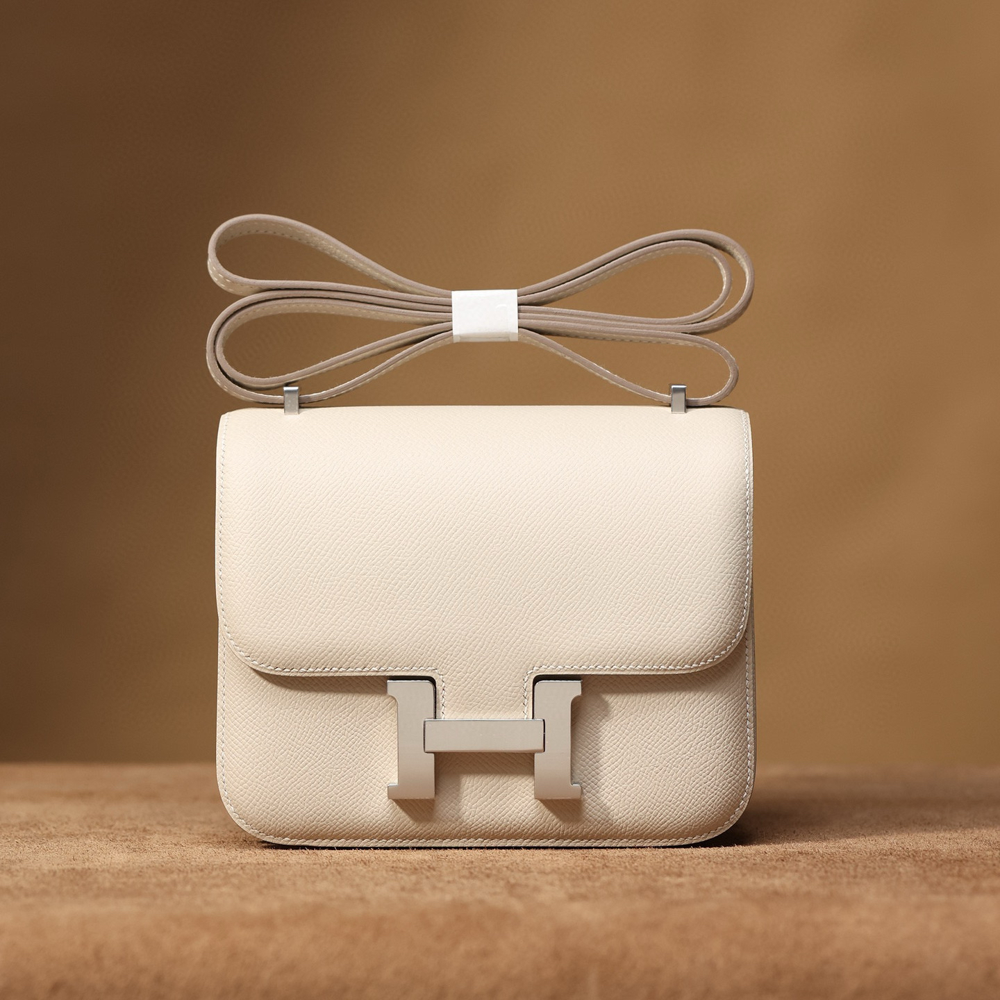 1:1復刻高仿Hermes bag 手袋 Constance19系列奶昔白銀扣 99%真